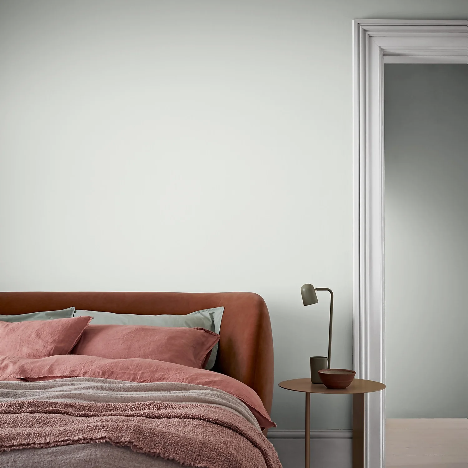 Crown Standard Matt Emulsion Paint Seldom Seen - Tester 40ml 4 Crown Standard Matt Emulsion Paint Seldom Seen - Tester 40ml - Image 2