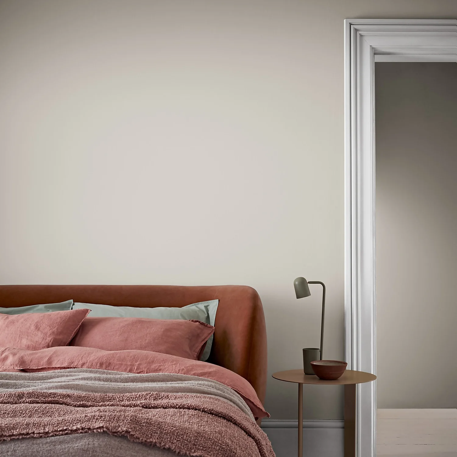 Crown Walls & Ceilings Matt Emulsion Paint Dash Of Nutmeg - Tester 40ml 4 Crown Walls & Ceilings Matt Emulsion Paint Dash Of Nutmeg - Tester 40ml - Image 2