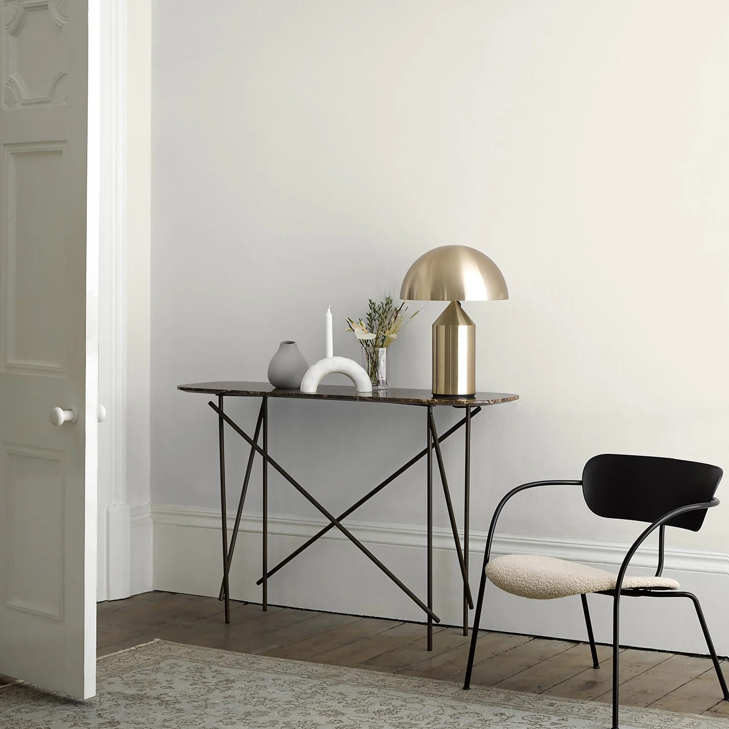 Crown Walls & Ceilings Matt Emulsion Paint Canvas White - 2.5L 5 Crown Walls & Ceilings Matt Emulsion Paint Canvas White - 2.5L - Image 3