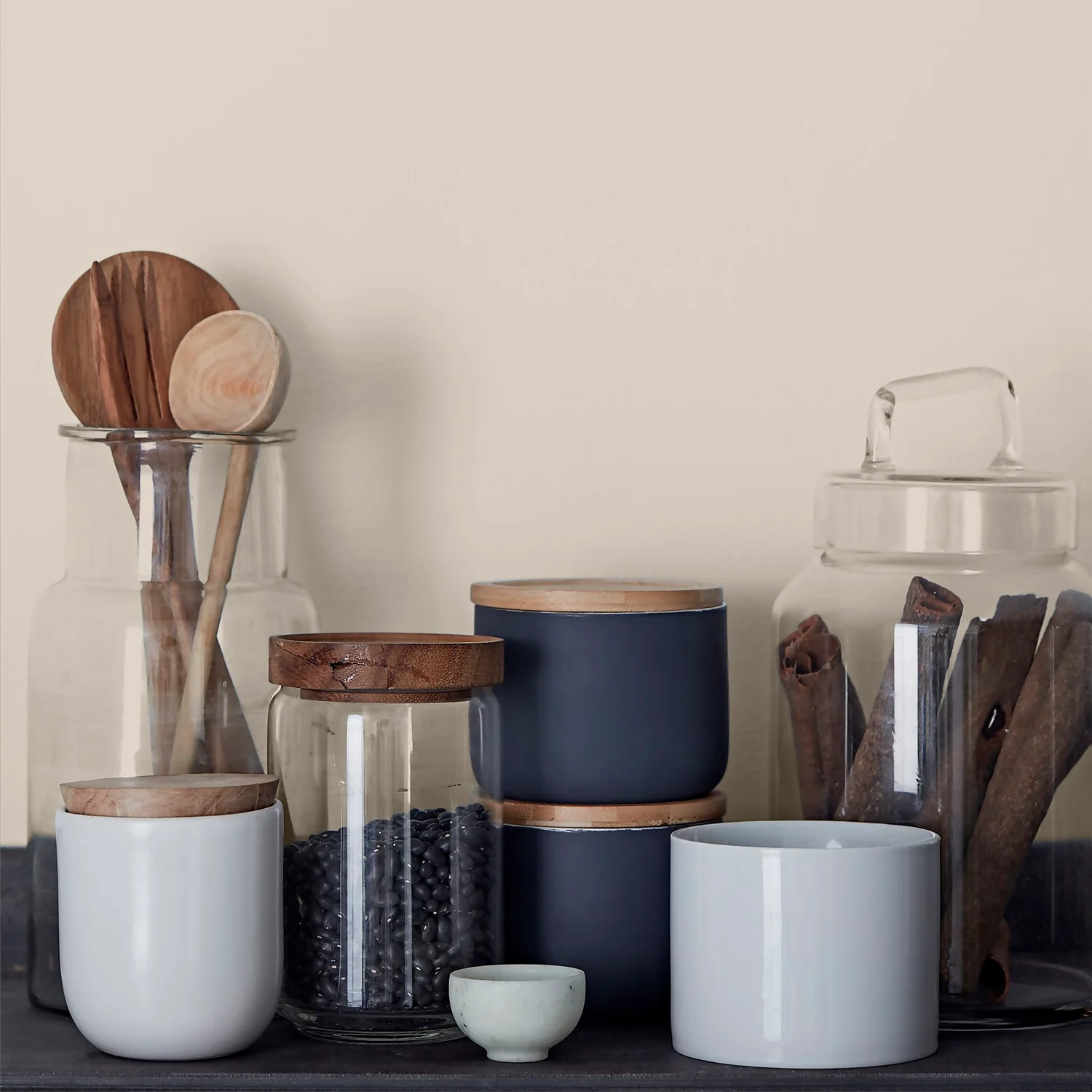 Crown Breatheasy Kitchen - Afternoon Tea - Matt Paint - 40ml 5 Crown Breatheasy Kitchen - Afternoon Tea - Matt Paint - 40ml - Image 3