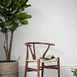 Crown Easyclean® Washable & Wipeable Multi Surface Matt Paint Seldom Seen® - 2.5L 13 Crown Easyclean® Washable & Wipeable Multi Surface Matt Paint Seldom Seen® - 2.5L -Crown 12823444 1744857377088006