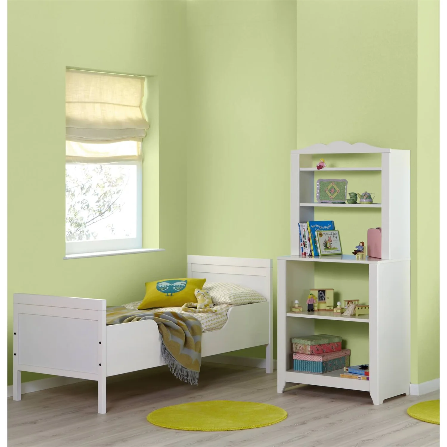 Crown Easyclean® Washable & Wipeable Multi Surface Matt Paint Soft Lime® - 2.5L 4 Crown Easyclean® Washable & Wipeable Multi Surface Matt Paint Soft Lime® - 2.5L - Image 2