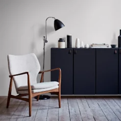 Crown Easyclean® Washable & Wipeable Multi Surface Matt Paint Spotlight® - 2.5L -Crown 12823453 4764857377465388