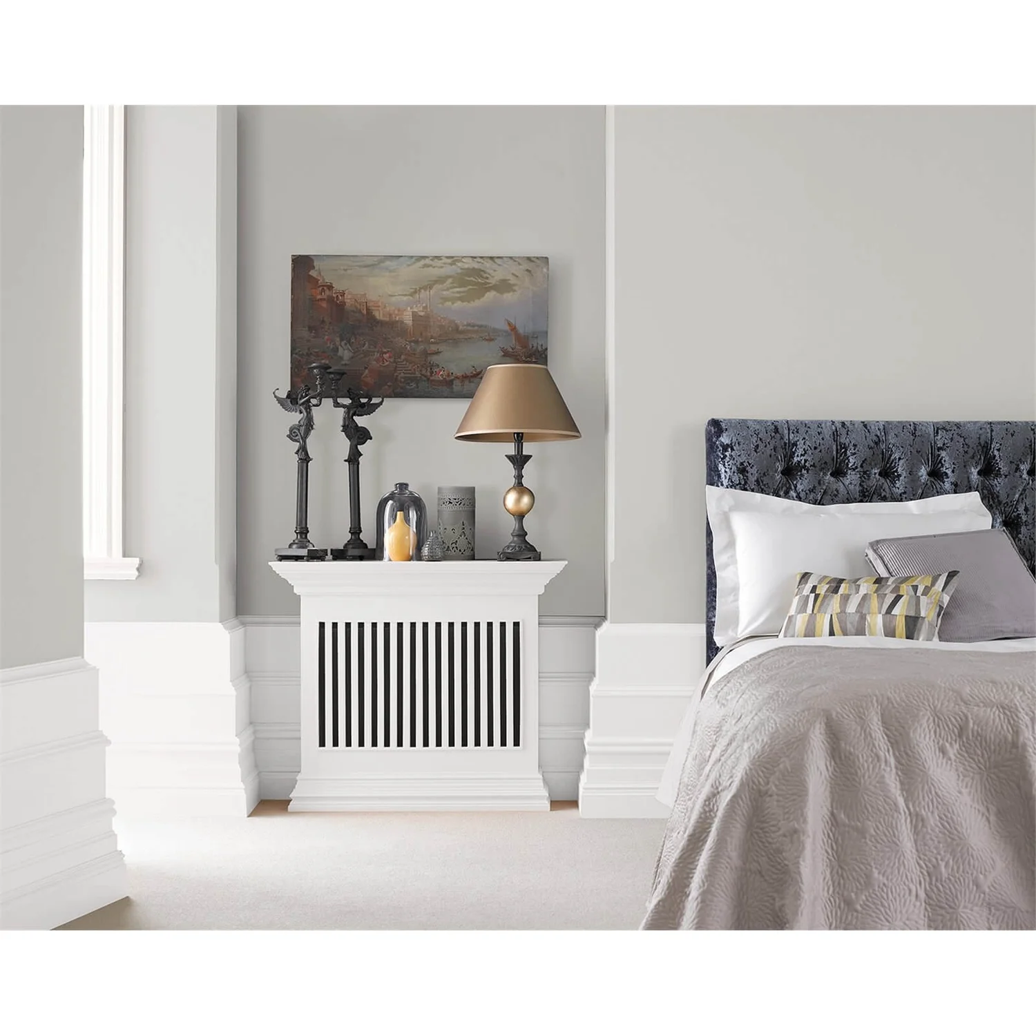 Crown Matt Emulsion Paint Soft Grey - 10L 4 Crown Matt Emulsion Paint Soft Grey - 10L - Image 2