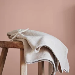 Crown Easyclean Bathroom Paint Powdered Clay - 0.04L 10 Crown Easyclean Bathroom Paint Powdered Clay - 0.04L -Crown 12886559 1324853989563870