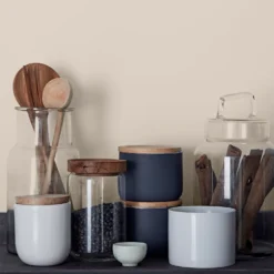 Crown Easyclean®Greaseguard+ Kitchen Matt Washable Multi Surface Paint Afternoon Tea® - 2.5L -Crown 12886956 1354853416109316