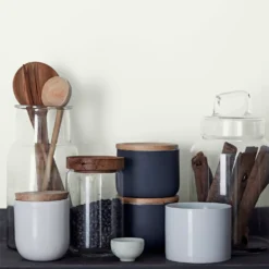 Crown Easyclean®Greaseguard+ Kitchen Matt Washable Multi Surface Paint Milk Bottle® - 2.5L -Crown 12886967 1374853416350048