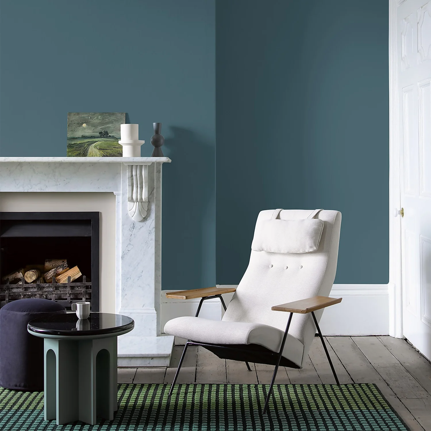 CRAFTED™ By Crown Flat Matt Interior Wall, Ceiling And Wood Paint Genuine® - 2.5L 6 CRAFTED™ By Crown Flat Matt Interior Wall, Ceiling And Wood Paint Genuine® - 2.5L - Image 4