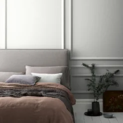 CRAFTED™ By Crown Flat Matt Interior Wall, Ceiling And Wood Paint Cotton Cloth® - 2.5L -Crown 13167152 2024881122428899