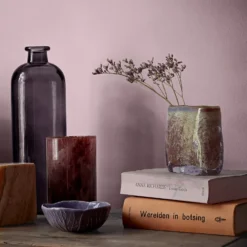 Crown Matt Emulsion Paint Raspberry Souffle - Tester 40ml -Crown 13806988 1574964057610063